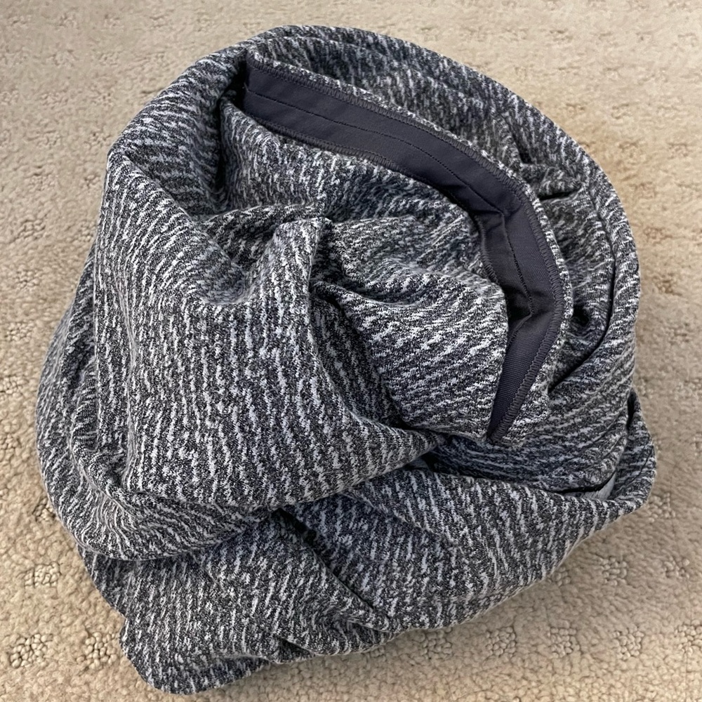 Lululemon Vinyasa Scarf